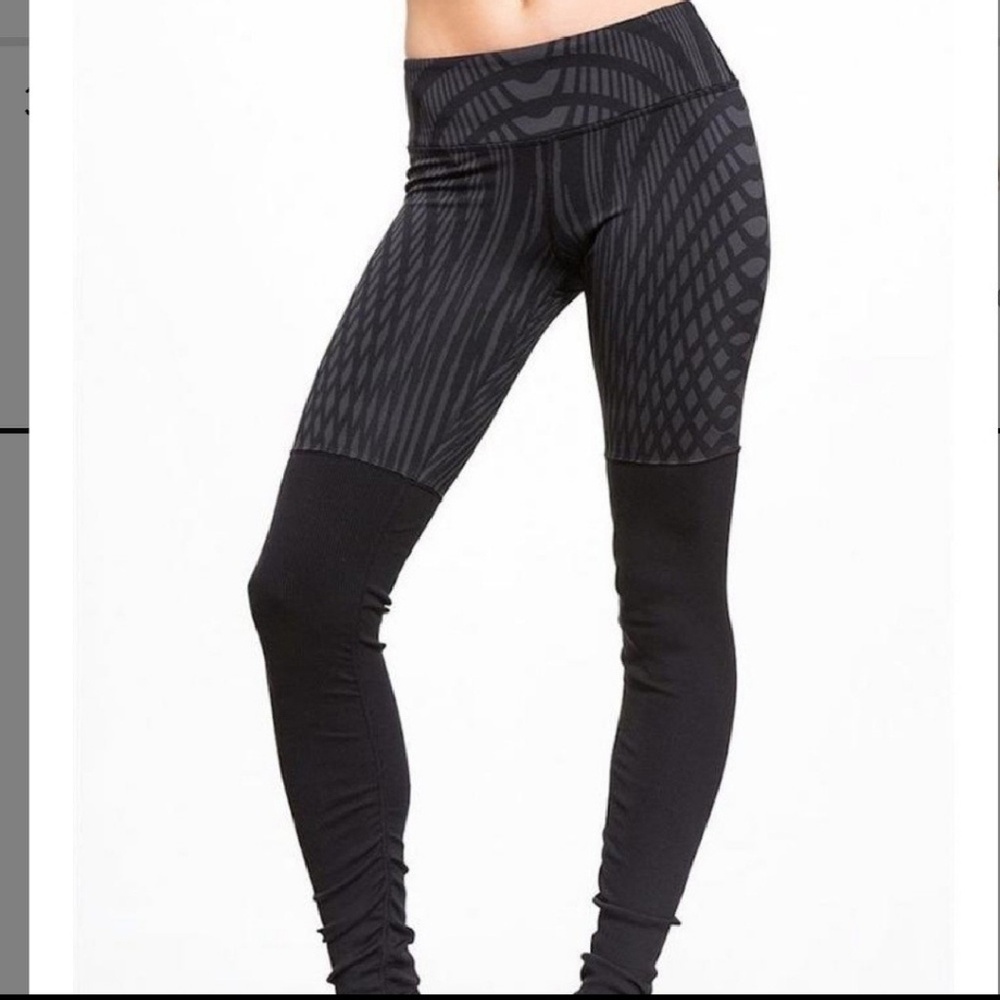 Alo yoga pants-best comfort leggings out there